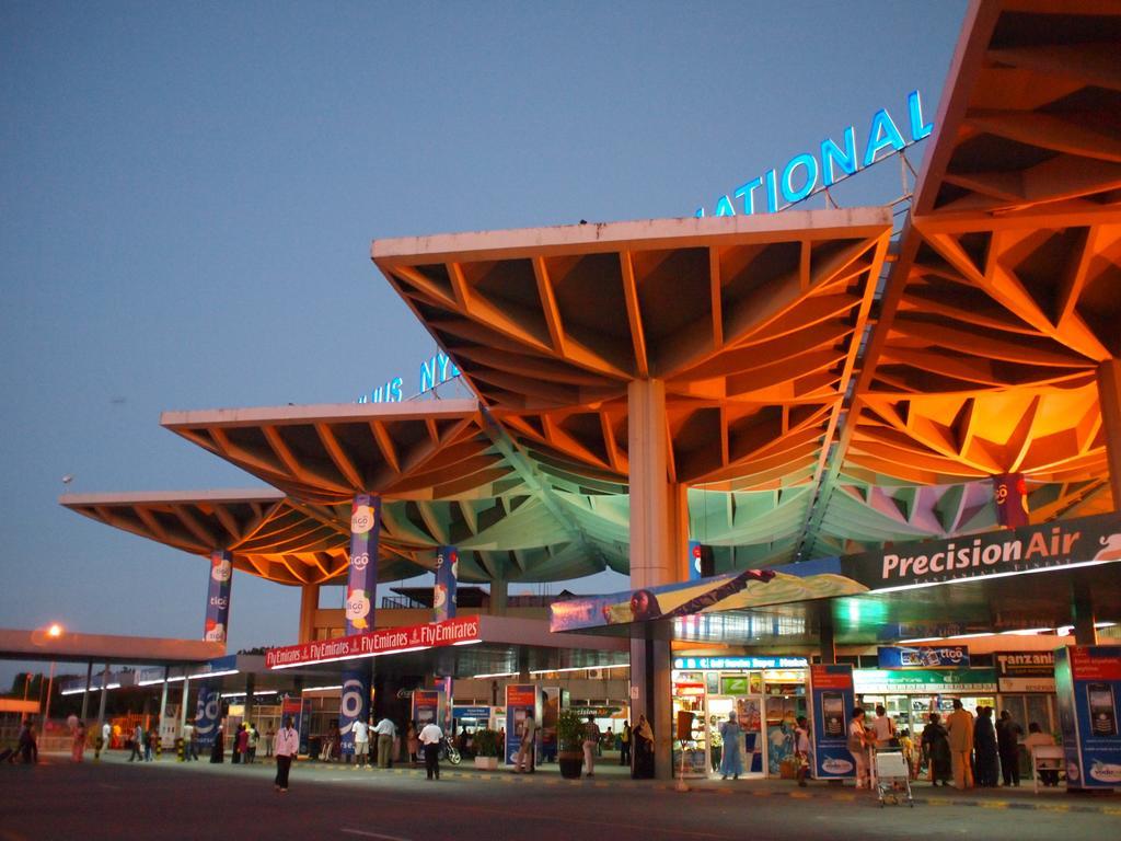 Transit Airport B&B Dar es Salaam Exterior photo